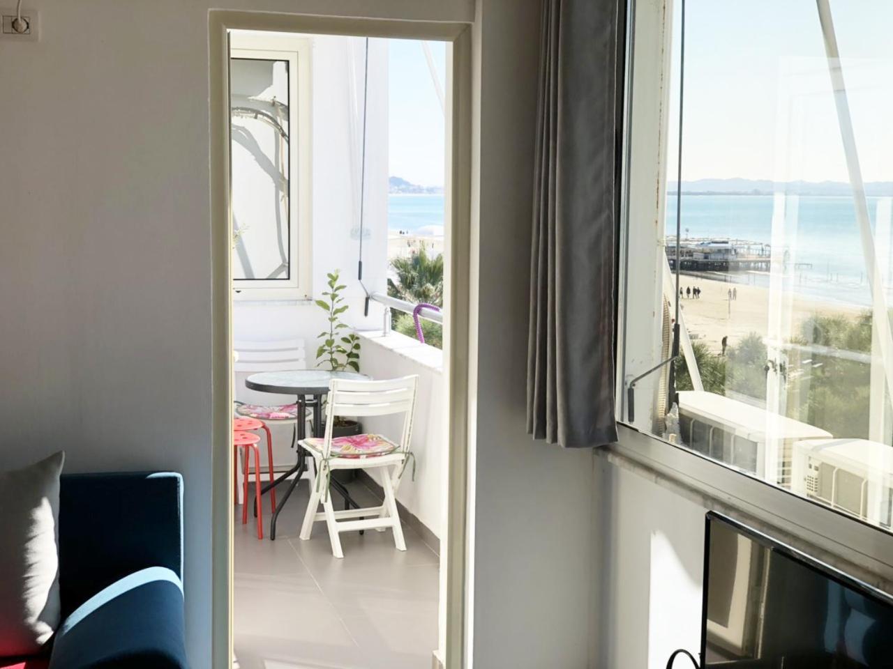 Sea View Nik Apartment Dıraç Dış mekan fotoğraf